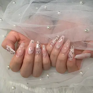 ネイル SHION  のネイルデザイン