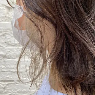 ミディアム カラー 水原 恵莉香のヘアスタイル