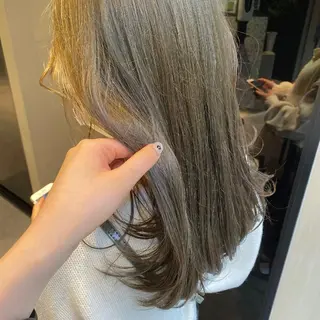 ミディアム カラー ヘアアレンジ 韓国ヘア┊︎レイヤー ┊︎haruka🌙のヘアスタイル