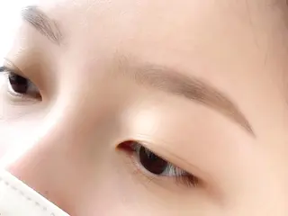 アイブロウ Lutena🌼 Moritaのマツエク・マツパデザイン