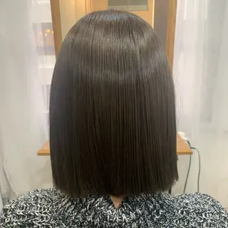 ショート カラー LOARK HAIR 市川笑瑠のヘアスタイル