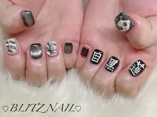 ネイル BLITZ Nail 岩田💅🏻✨のネイルデザイン