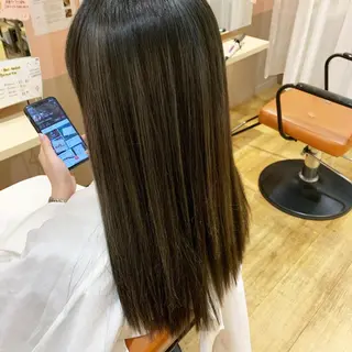 セミロング 🌸MAYU🌸 ハイトーン➕レイヤーのヘアスタイル