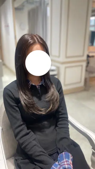 ロング カラー TRUTH 酒井 陽向のヘアスタイル