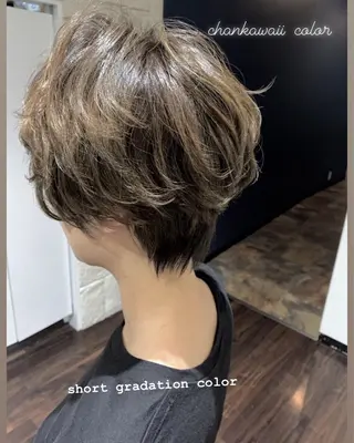 ショート カラー 川合 勇気のヘアスタイル