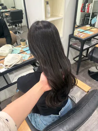 ロング カラー nijika/ カラーリスト🫧のヘアスタイル