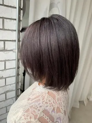 ショート カラー LUXBE LUCEのヘアスタイル