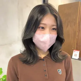 ミディアム カラー パーマ ヘアアレンジ メンズ キッズ ネイル マツエク・マツパ アイブロウ 前川 朋香のヘアスタイル