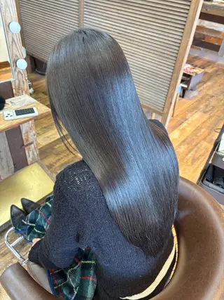 ロング カラー レナ┊︎髪質改善 ┊︎シルクストレートのヘアスタイル