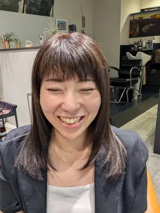 ロング over two  藤が丘のヘアスタイル