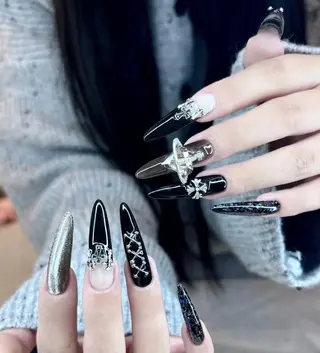 ネイル Pure&Rich Nailのネイルデザイン
