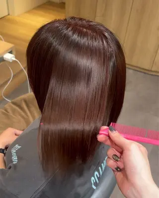 ミディアム カラー 深山 くるみのヘアスタイル