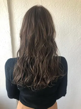 カラー mu ku.のヘアスタイル