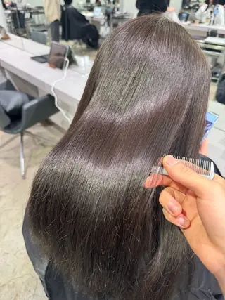 ロング 年齢悩みを全て解消/ 白髪と癖毛 松本雄光のヘアスタイル