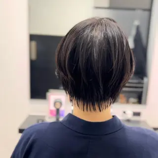 ショート ショートヘア、ボブ こやさん　コヤマのヘアスタイル
