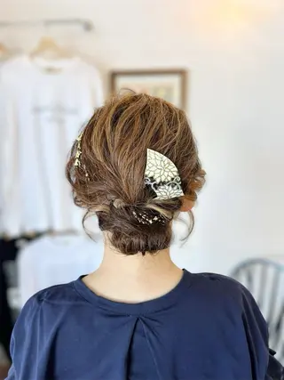 ミディアム ヘアアレンジ 岩村 夏姫のヘアスタイル