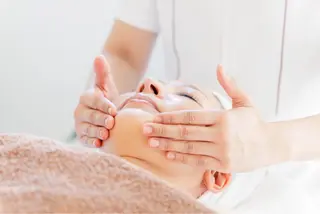 釜坂 智代のエステ・リラクイメージ