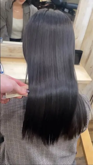 セミロング 松岡 恭弘のヘアスタイル