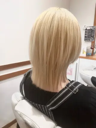 セミロング カラー アザマ　ヤスカツ _rosso 川口のヘアスタイル