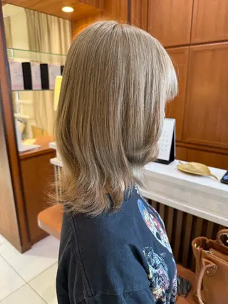 ミディアム カラー shiho/名駅💎 ケアカラー/ブリーチのヘアスタイル