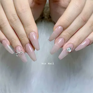 ネイル Hin Nail Salonのネイルデザイン