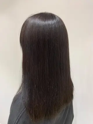 カラー 美髪艶カラー💎✨ モエのヘアスタイル