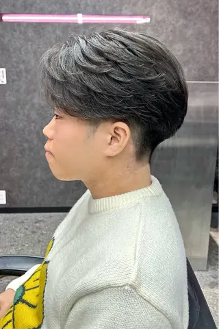 ショート カラー メンズ メンズスタイリスト 前田雄輝のヘアスタイル