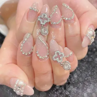 ネイル MoON...❤︎ MeGuのネイルデザイン