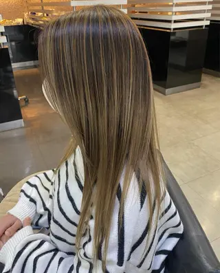 ロング カラー ヘアアレンジ 烏山 達也のヘアスタイル