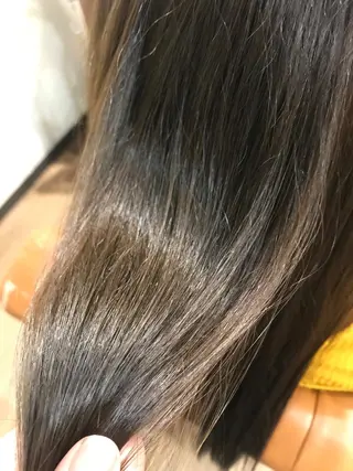 セミロング カラー 片山 霞のヘアスタイル