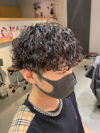 ミディアム パーマ メンズ unopulir 景山　凌のヘアスタイル