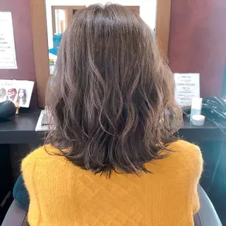 ミディアム カラー 井上 美奈子のヘアスタイル