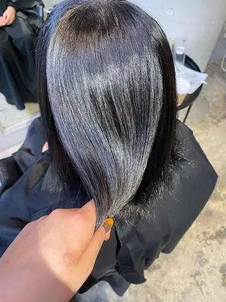 ミディアム 末永 咲希のヘアスタイル