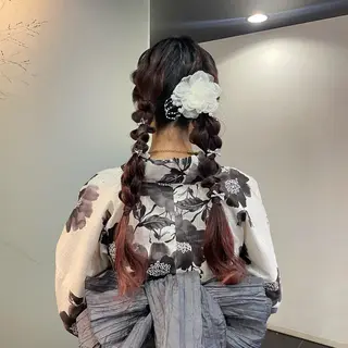 ロング ヘアアレンジ 垢抜け小顔レイヤー オリーブ/スミレのヘアスタイル