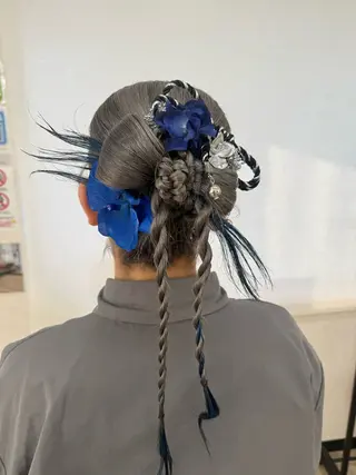 セミロング カラー インナーカラー 推し ブリーチ 髪質改善のヘアスタイル