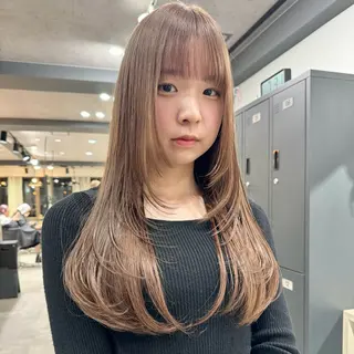 セミロング 🍀yuria/ハイ トーン/ペールカラーのヘアスタイル