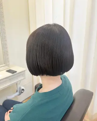 ショート カラー 久田 知奈梨のヘアスタイル