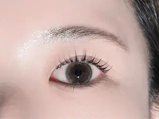 マツエク・マツパ まつ毛/眉毛サロン Miri山下のマツエク・マツパデザイン