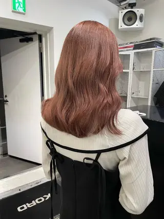 セミロング カラー パーマ ヘアアレンジ メンズ キッズ ネイル マツエク・マツパ アイブロウ 艶ハイトーン/ヘア アレンジAYAKAのヘアスタイル