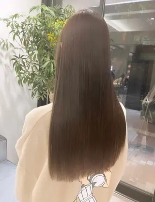 ロング サキ🤍ハイトーン 🩰くびれ巻きヘアのヘアスタイル