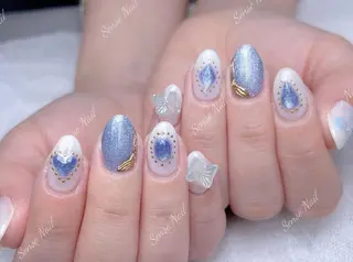ネイル Queening 🦋のネイルデザイン