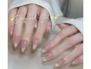 セミロング 戸井田 静香のネイルデザイン