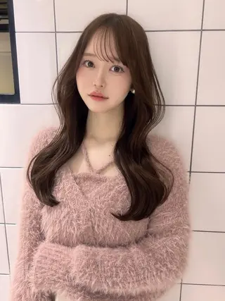 カラー 渋谷 夏美のヘアスタイル