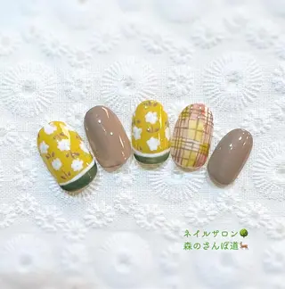 ネイル ショートネイル 森のさんぽ道のネイルデザイン