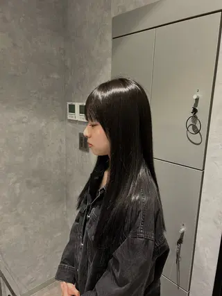 カラー ⭐️HEDI YUKI⭐️のヘアスタイル