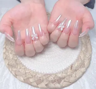 ネイル uu ネイルサロン関内🌼のネイルデザイン