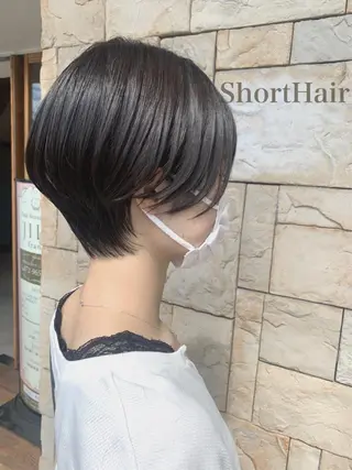 ショート F-LILA (リラ)Ainaのヘアスタイル