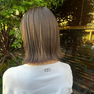 ミディアム 💜にしむら みく💜のヘアスタイル
