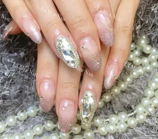 ネイル 🌻 Momoko_のネイルデザイン