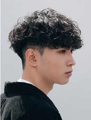 パーマ メンズ fifth/原宿/ フェザー/シュウトのヘアスタイル